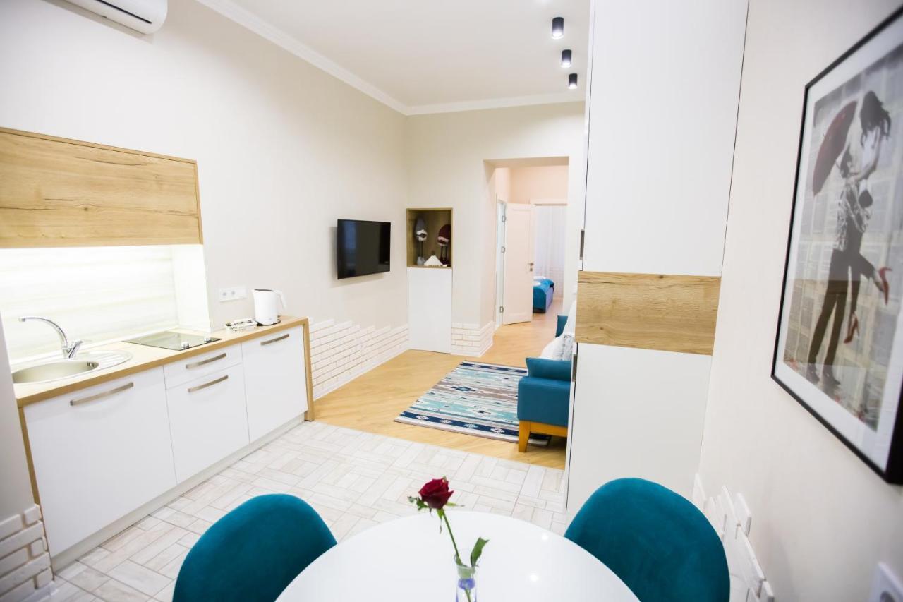 Apartment On Mosyazhna Street 4 리비프 외부 사진